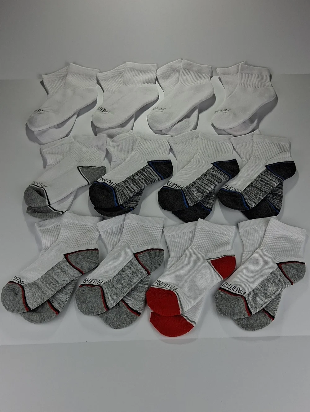 Boys 12-pack Fruit Of The Loom Ankle Socks Size Medium White & Assorted Stripes